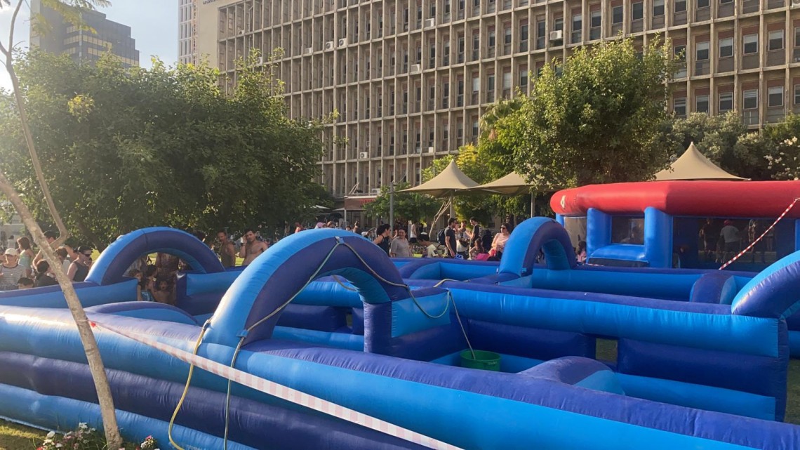 פעילויות המים, אתמול בגינת ההסתדרות