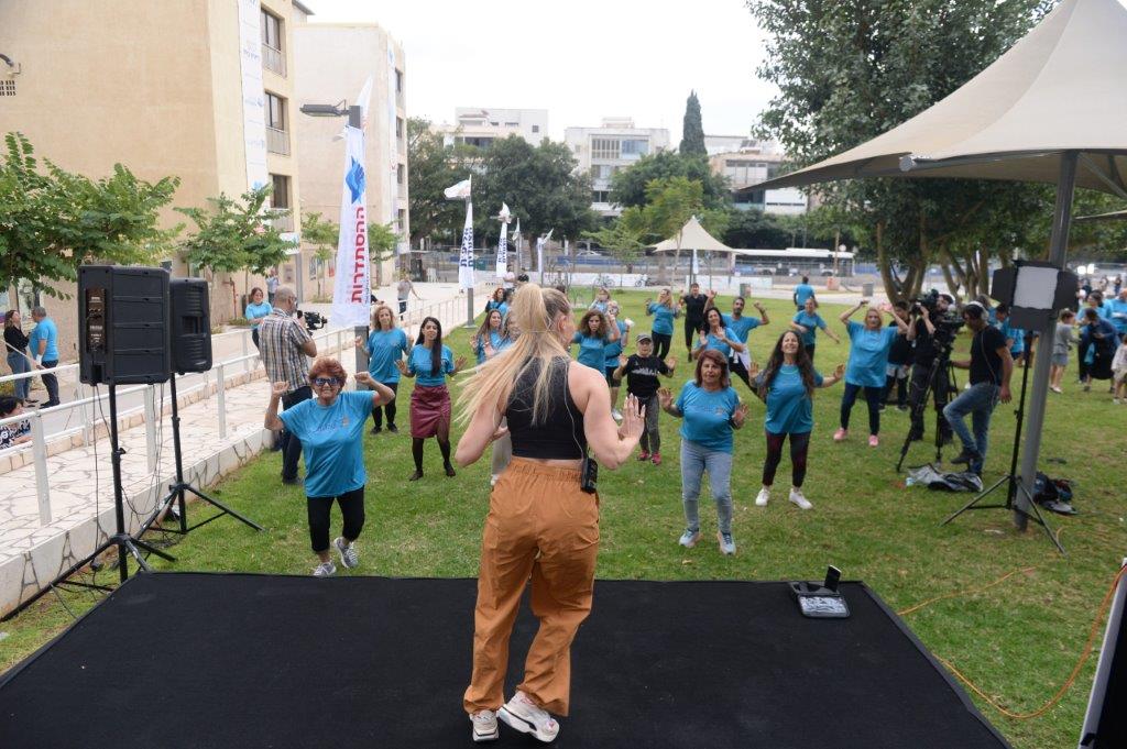 רוני דואני נותנת קצב