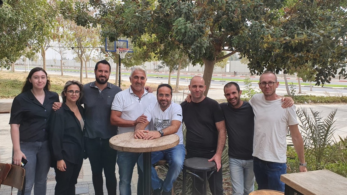 עובדי גפן דקל