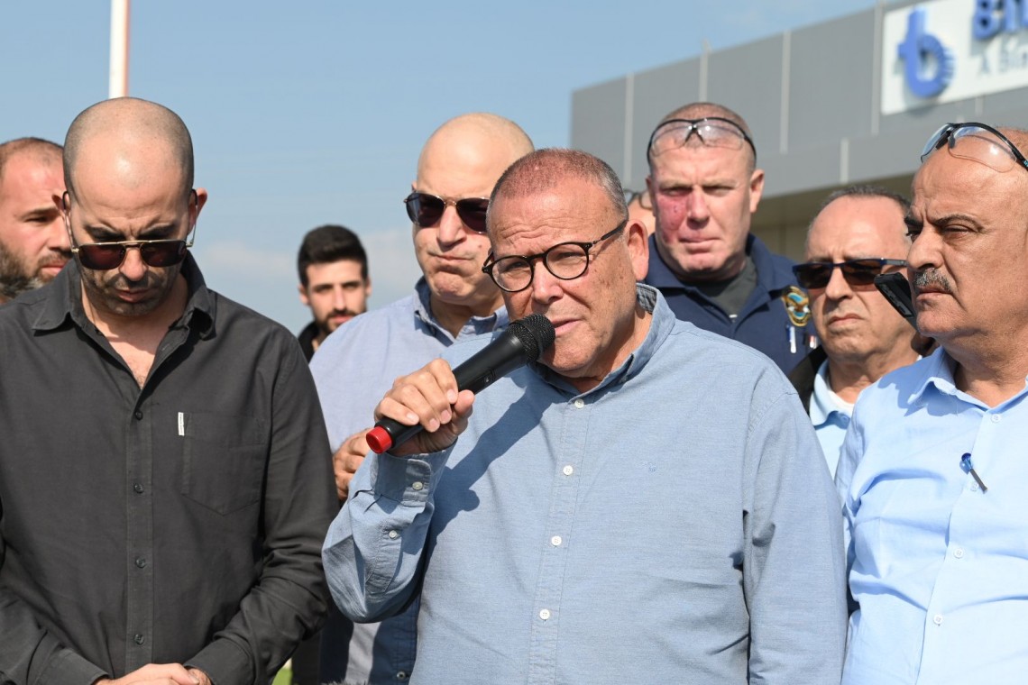 יו"ר ההסתדרות במפעל "טכנולוגיות להבים"