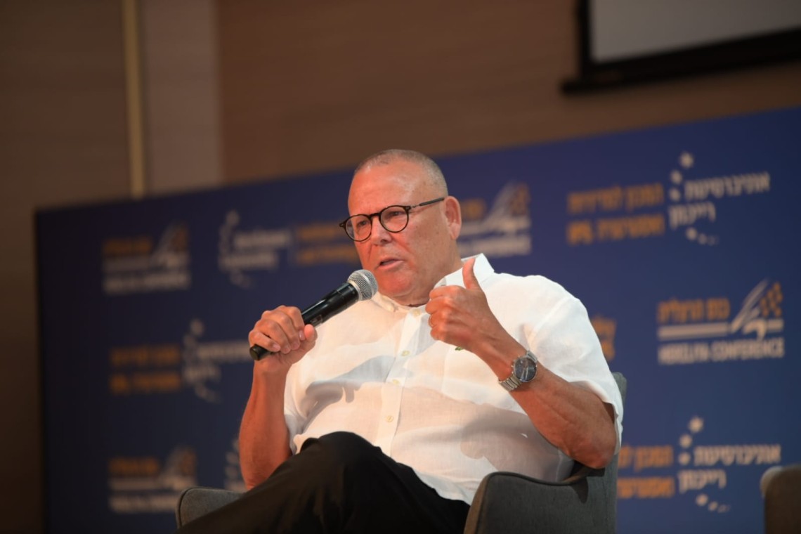 יו"ר ההסתדרות בכנס הרצליה